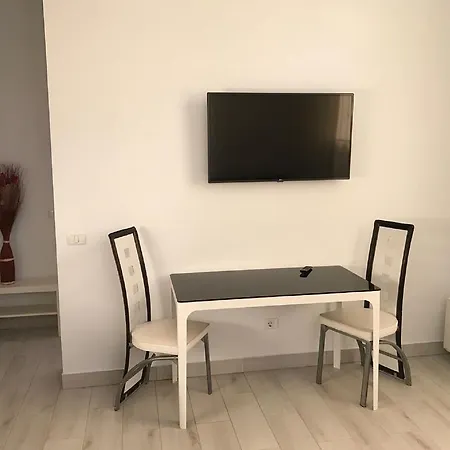 Island Village Apartment