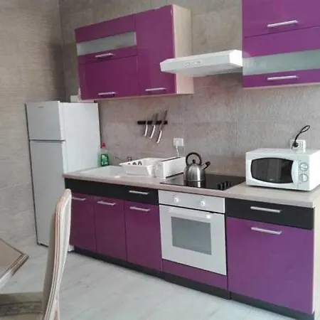 Island Village Apartment *